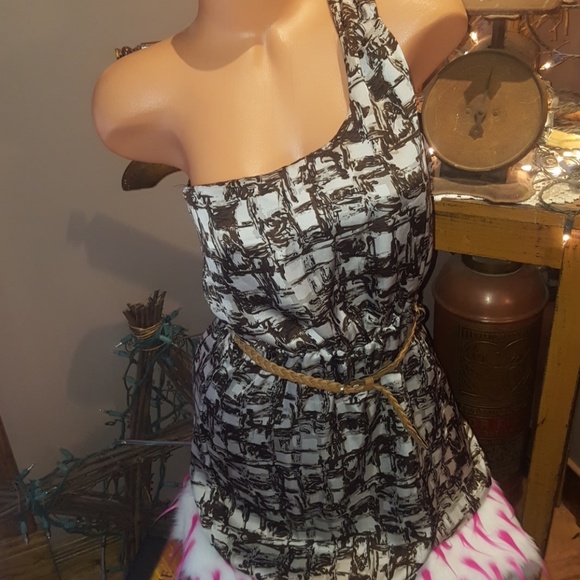 2B Bebe Dresses & Skirts - Bebe one shoulder belted dress S NWT
